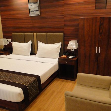 Hotel Comfotel โกลกาตา ภายนอก รูปภาพ