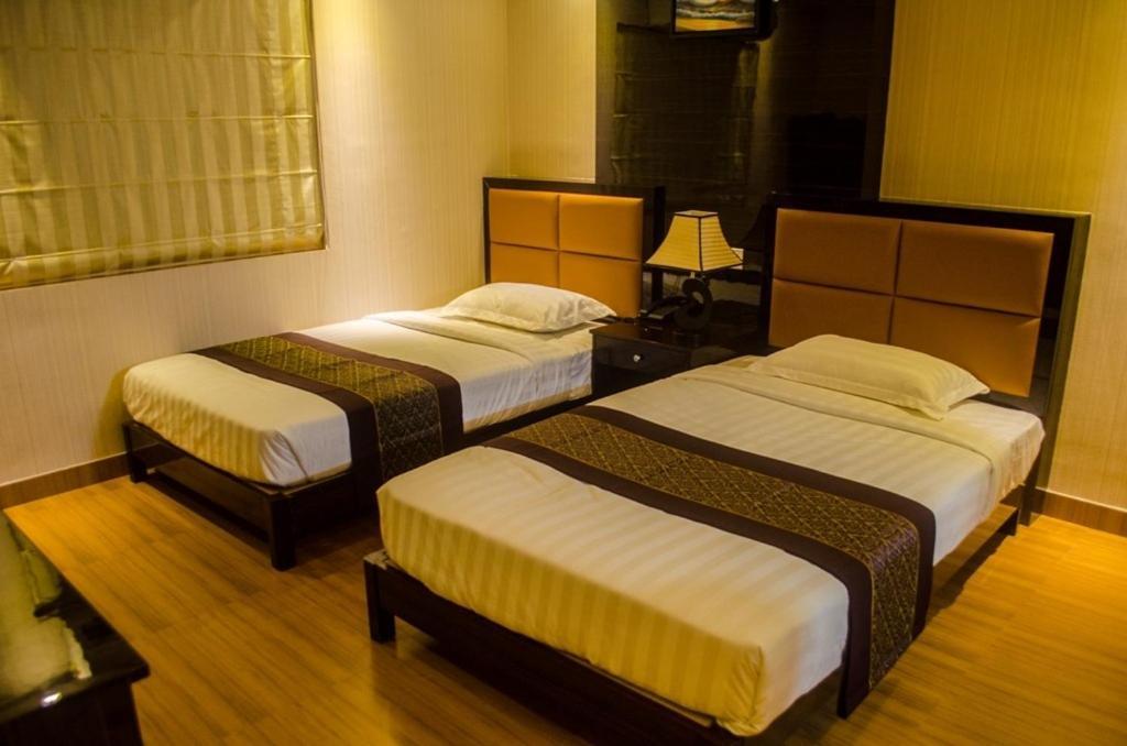 Hotel Comfotel โกลกาตา ภายนอก รูปภาพ