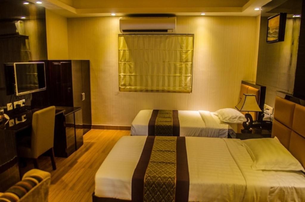 Hotel Comfotel โกลกาตา ภายนอก รูปภาพ