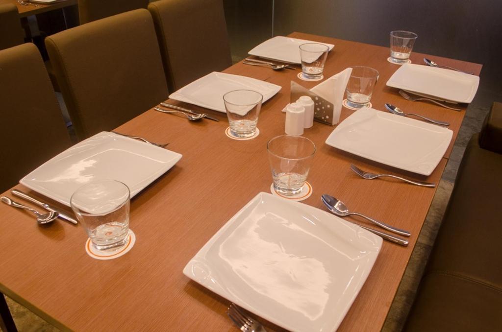 Hotel Comfotel โกลกาตา ภายนอก รูปภาพ