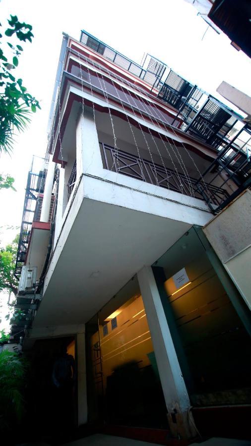 Hotel Comfotel โกลกาตา ภายนอก รูปภาพ